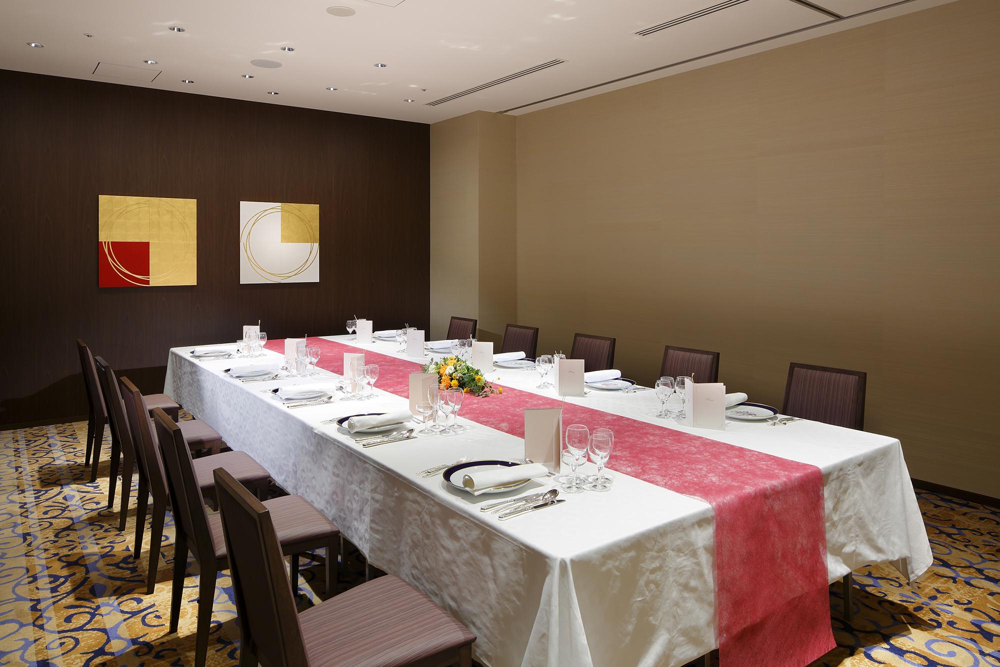 โรงแรมริกา รอยัล โรงแรม 5*